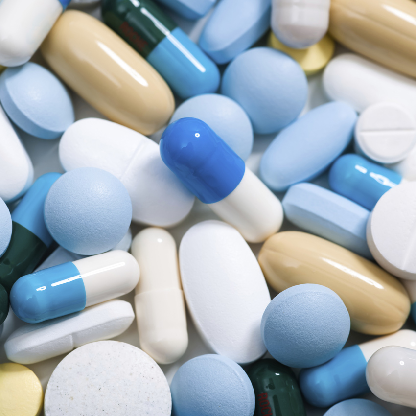 探索から製造にいたる結晶構造決定,製薬原材料識別,製剤定量,雰囲気制御下安定性試験を含むすべてのライフサイクル試験をサポート