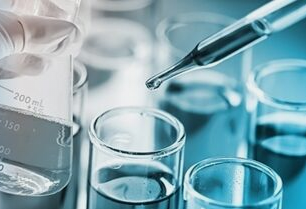 集中生物学吸管和试管